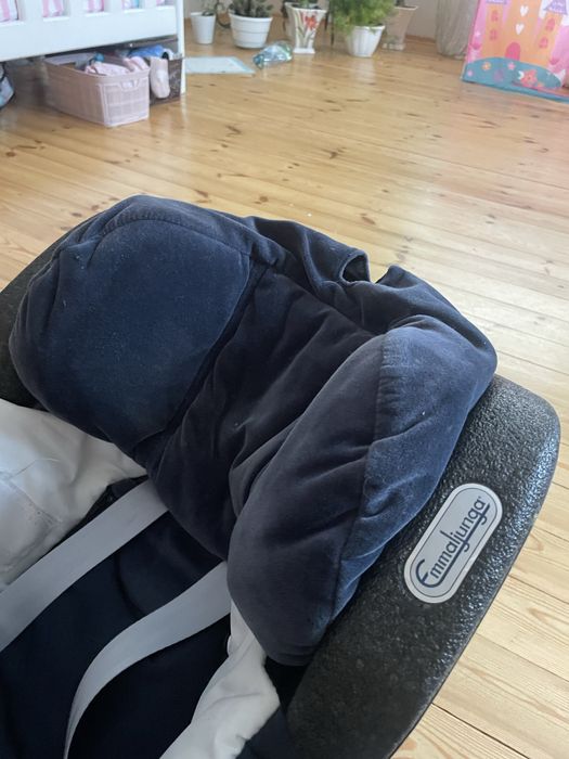 Продам дитяче автокрісло