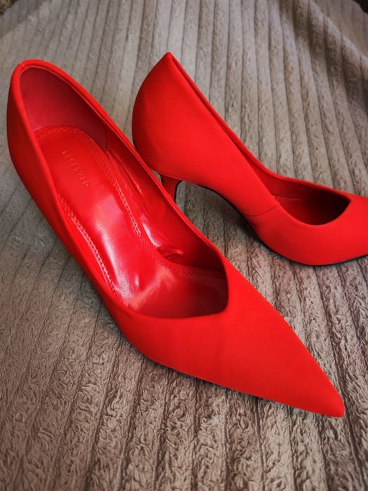 Туфлі-човники Reserved