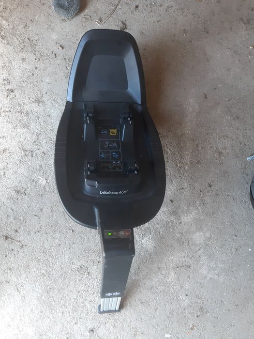 Caseira e base isofix auto Pearl Smart i-size + base isofix