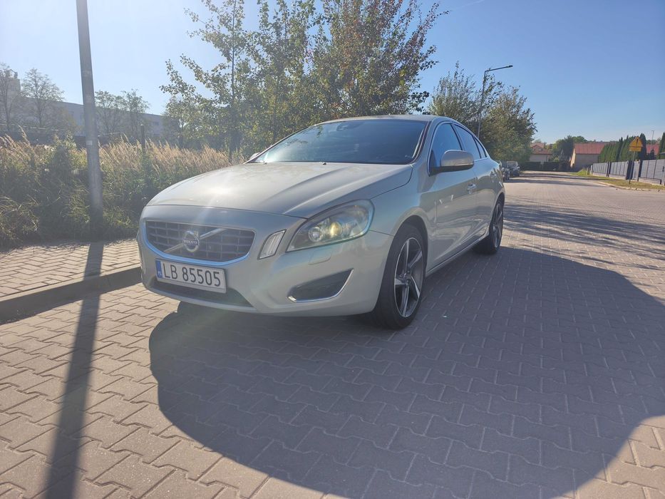Volvo S60