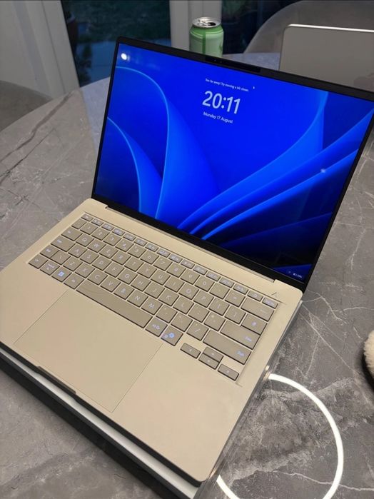 Замовлений!Asus zenbook a14 OLED Qualcomm Snapdragon X  16Ram 512Ssd