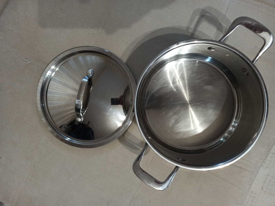 Кастрюля нержавійка HOME Creation 22cм 3.8л для усіх плит