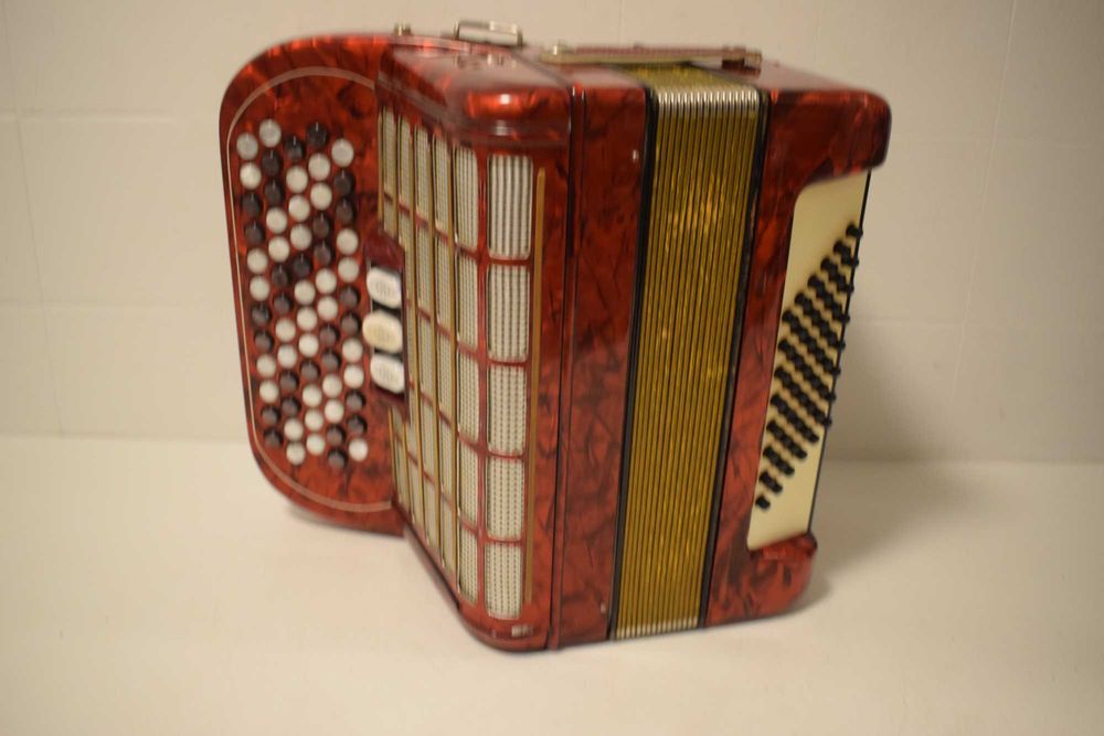 Acordeao Hohner Picolo 2 Voz. N. 165