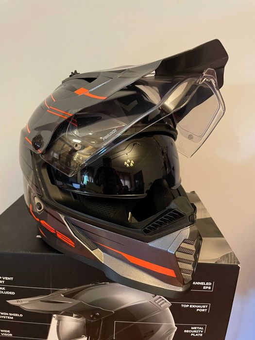 Capacete LS2 MX436 Pioneer evo