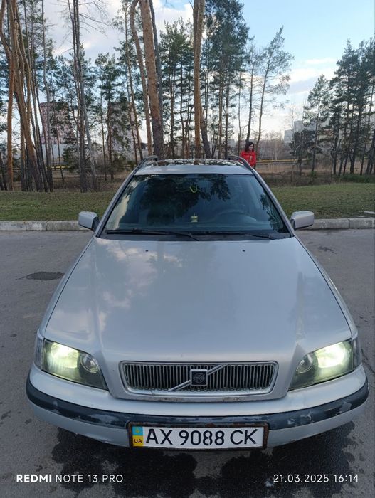 Продам Вольво универсал. Быстрая турбинованая машина. Динамичная