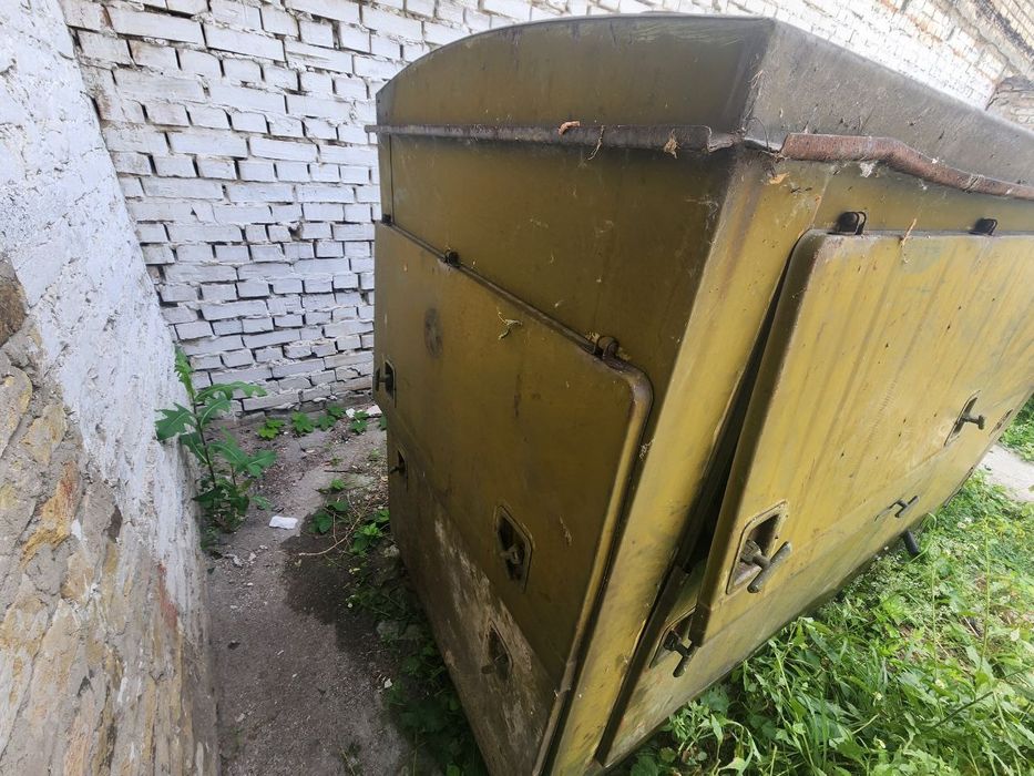 Продам генератор 30кВт дизель советский военный почти без пробега