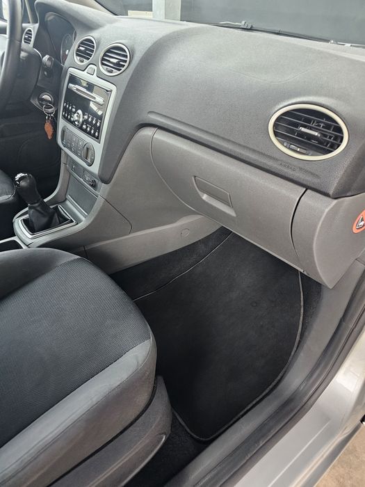 Ford Focus 1600 110cv — photo 2