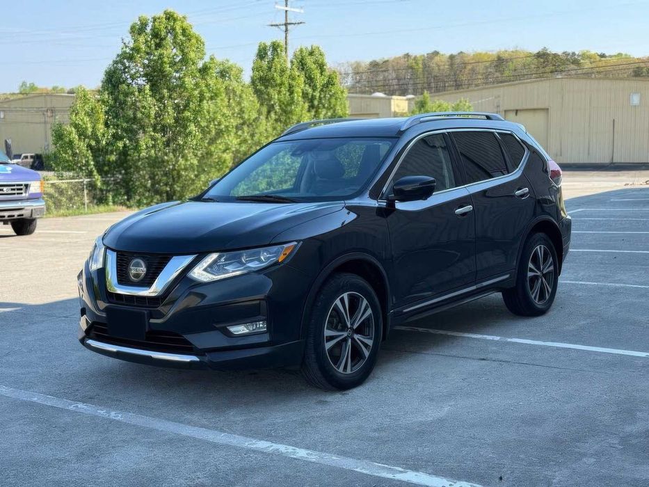 Nissan Rogue SL      2018