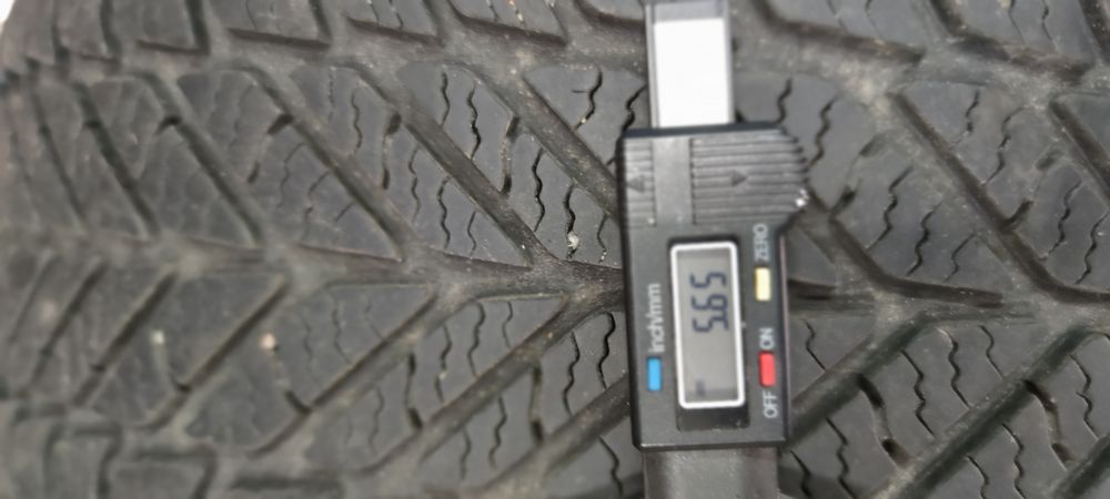 opony zima 205x55x16 DĘBICA 3szt 300zl 2013/14r