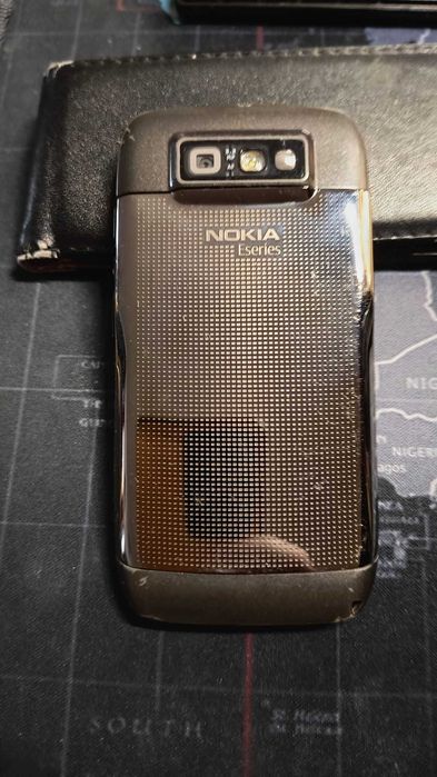 telefon nokia e71 e52