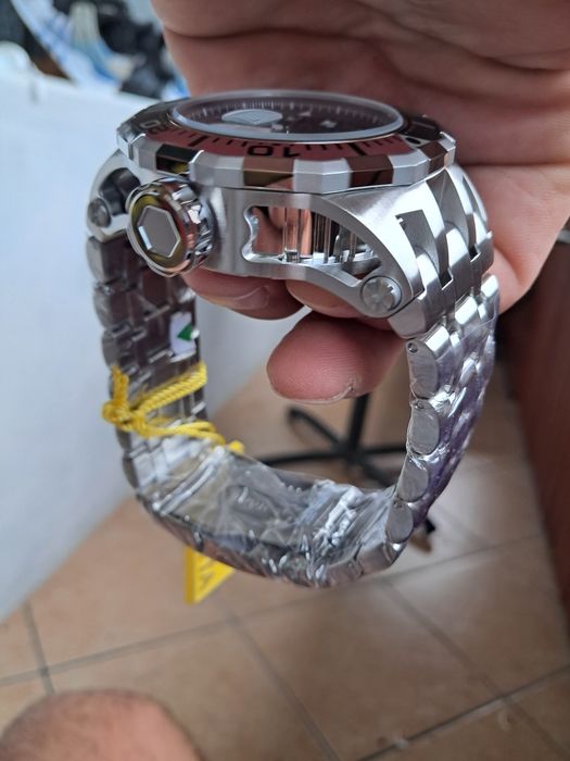 Invicta Venom Oryginal.