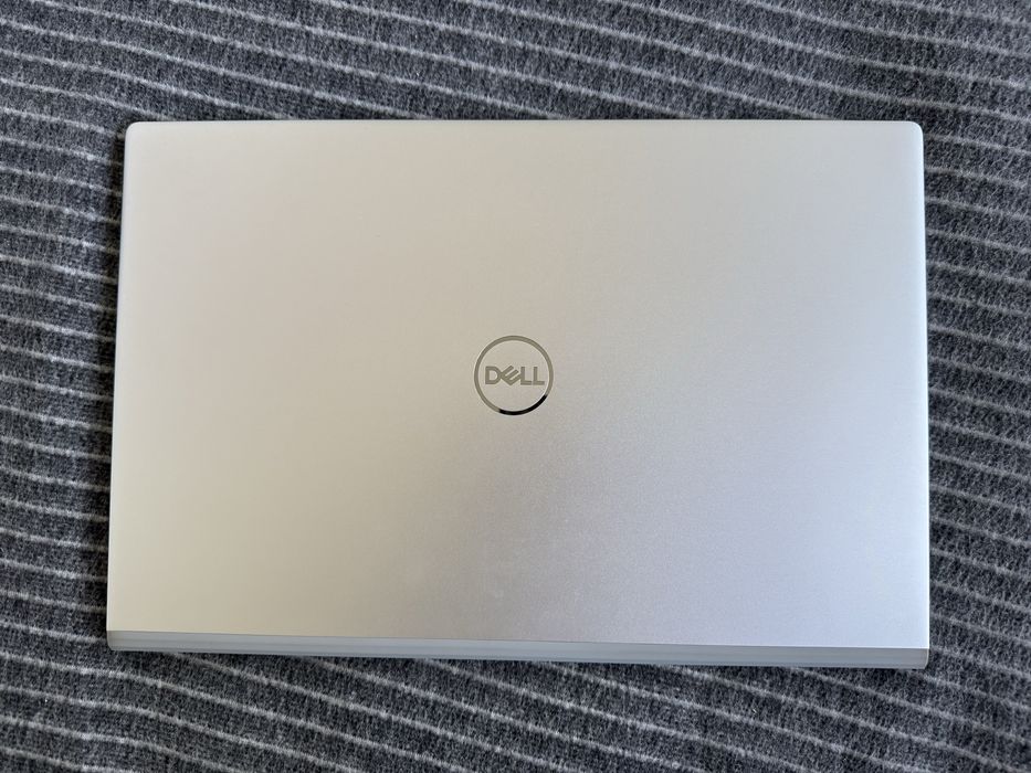 Dell Inspirion 5402 11th i5 SSD
