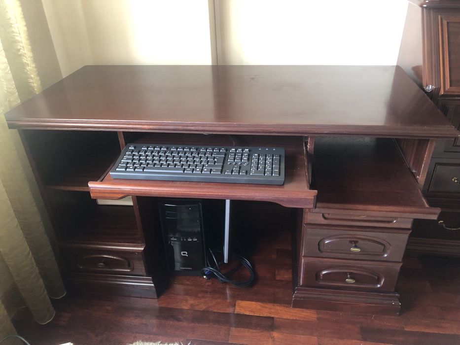 Secretaria em mogno a preço imbativel