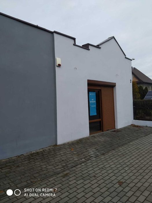 Nieruchomość do wynajęcia. Lokal handlowo-usługowy