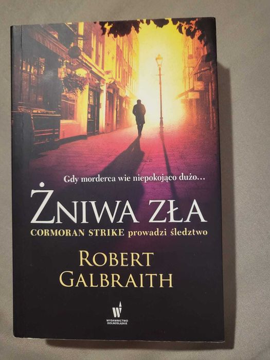Galbraith, Żniwa zła. Nowa