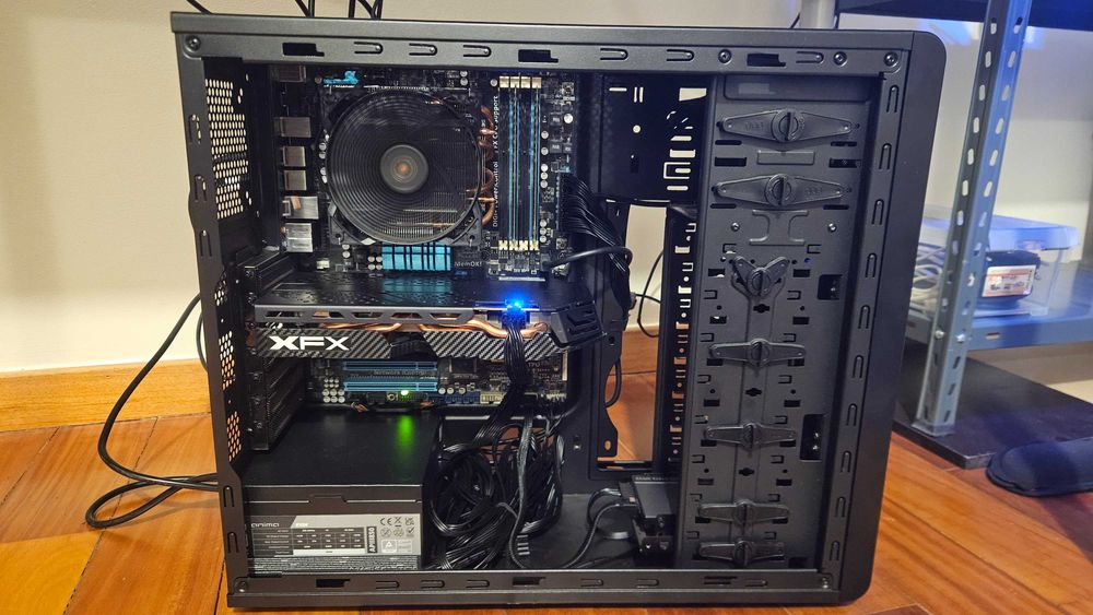 PC CPU AMD FX-8350 | RAM 16GB-DDR3 | Gráfica RX580 8GB