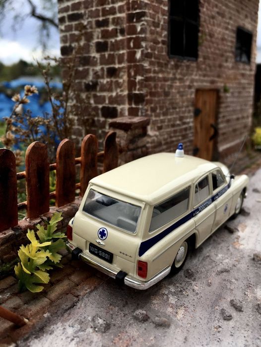 Prospekt - WARSZAWA 203 Ambulans-auta PRL,model,autka,sanitarka