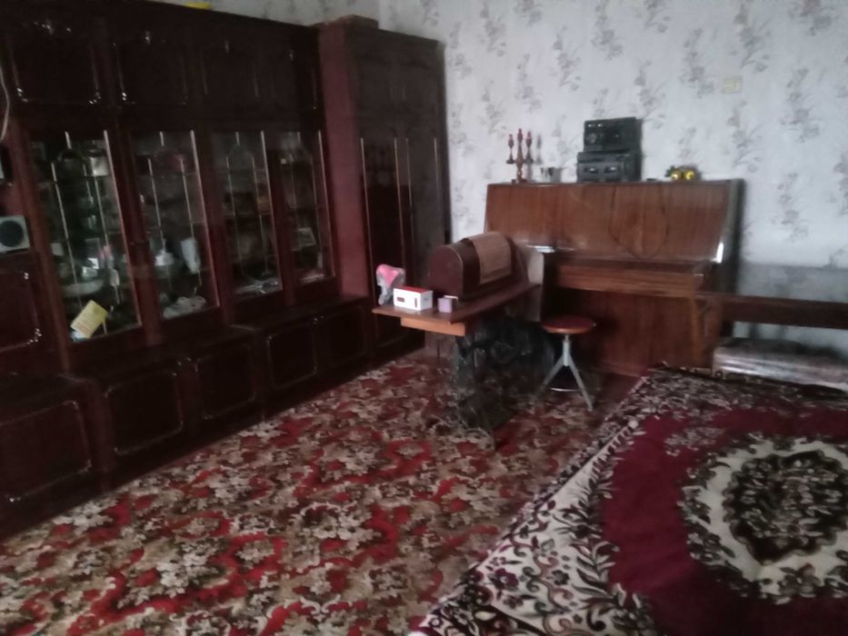 Сдам комнату Бровары, девушки, женщине, студентам, мужчине, мальчику, человеку и всеравно какому