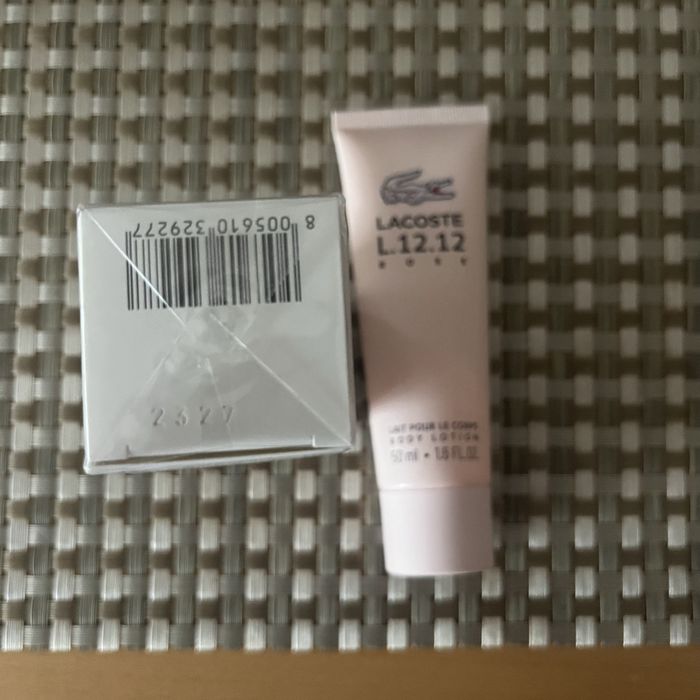 Perfumy damskie Lacoste