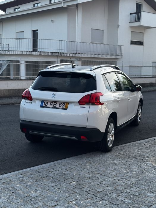 Peugeot 2008 1.6 BlueHDi Style