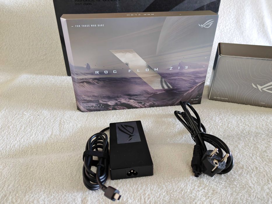 ASUS ROG Flow Z13 (2025) Ryzen AI MAX+ 395, 64GB DDR5, AMD 8060s, 1TB NVME