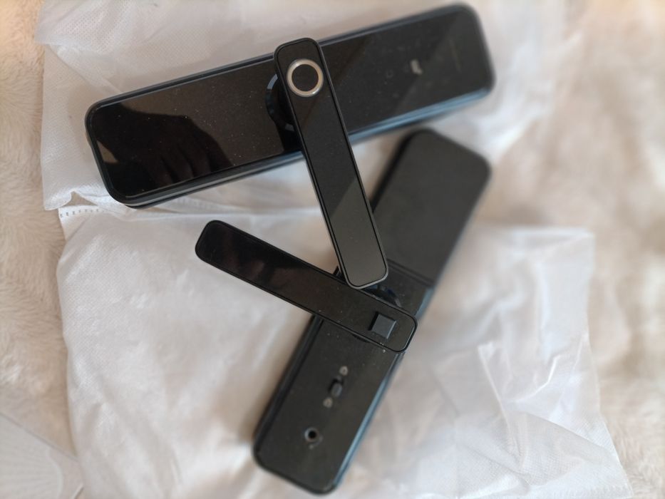 Fechadura inteligente com impressão digital, PIN ou cartão. Excelente.