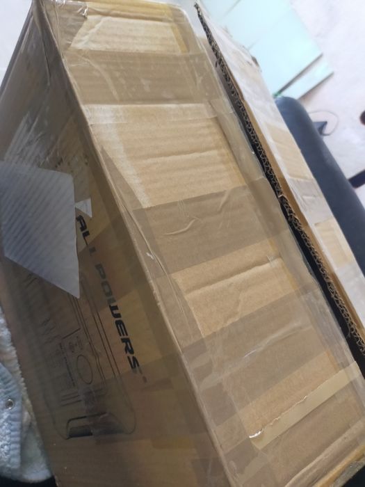 Vendo gerador solar Allpowers 600w novo