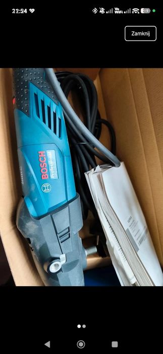 Polerka Bosch GPO 14 CE z tarczą garnkową o średnicy 180mm