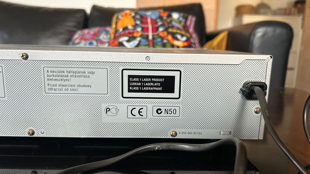 Odtwarzacz Sony SCD-XE597 SCD | CD / SACD (CD sprawne)