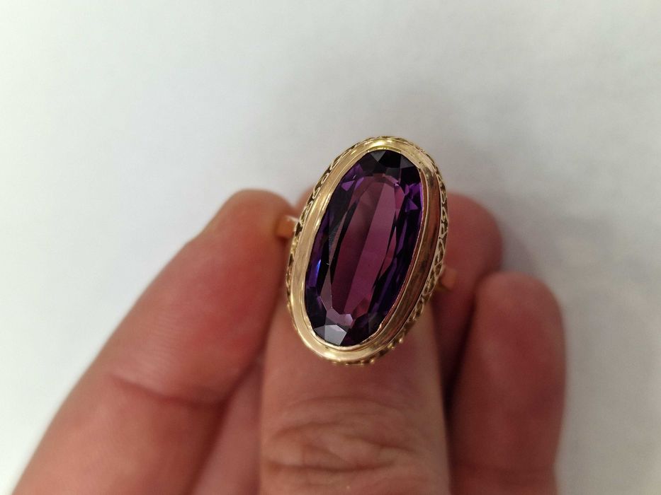 Złoty pierścionek/ 585/ 6.81 gram/ R21/ Aleksandryt/ XX wiek
