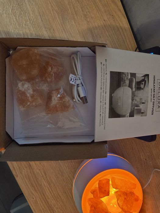 Dyfuzor zapachowy do olejków elektryczny sól himalajska