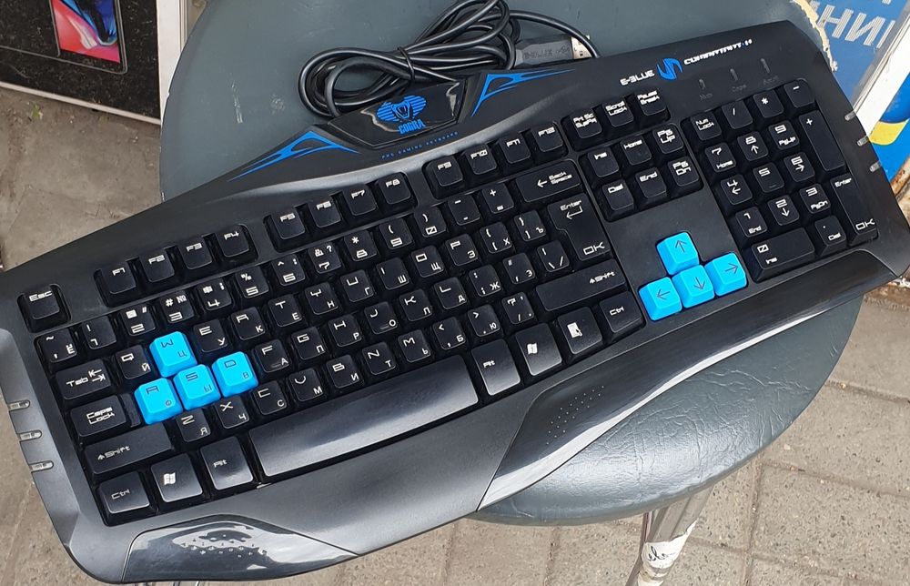 Ігрова клавіатура E-BLUE COBRA