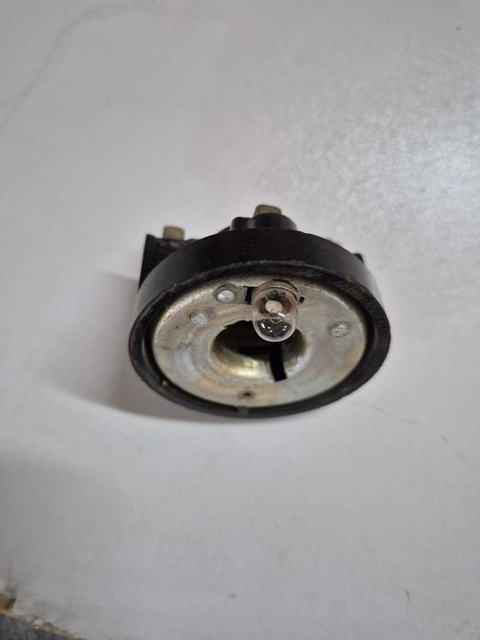 Junak M10 M07 oprawka gniazdo lampy Żarówki Zelmot