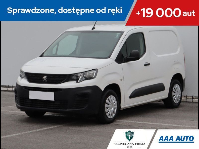 Peugeot partner  PureTech 110, L1H1, 3m3, 2 Miejsca, 2 EU palet