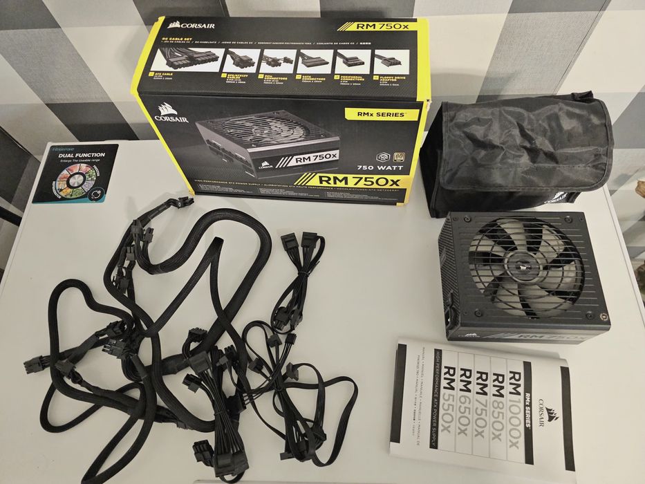 Zasilacz CORSAIR RM750X 750W 80+GOLD MODULARNY / Darmowa dostawa!