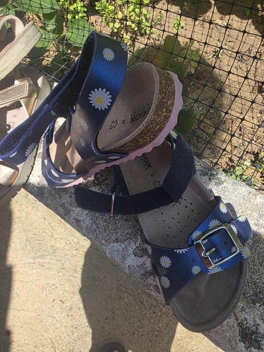 Varios modelos de Calçado geox criança com pouco uso