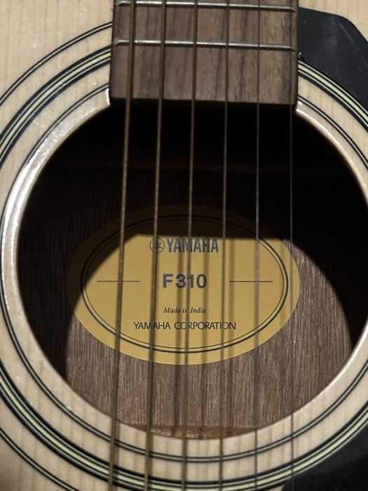 Guitarra acústica Yamaha F310