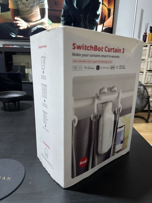 SwitchBot Curtain 3 Rod – Automatizador Inteligente de Cortinas