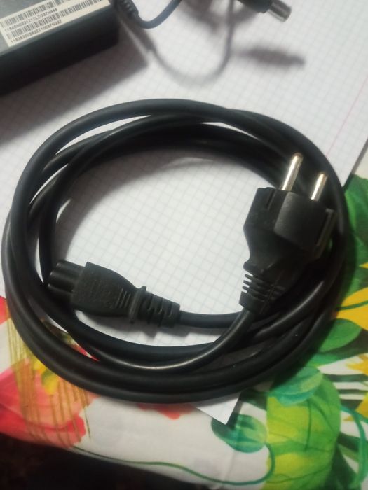 Carregador portátil lenovo original