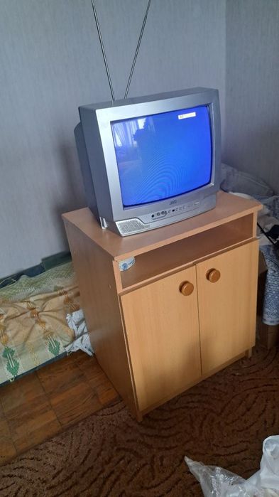 Тумба маленькая под телевизор,прикроватная,коридорная и пр.