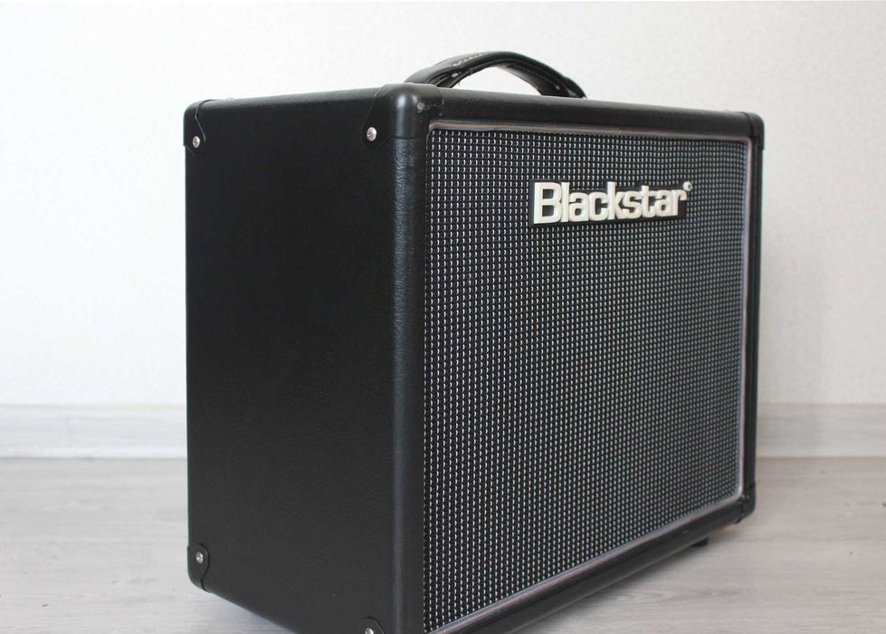 Ламповый гитарный комбоусилитель Blackstar HT-5 c