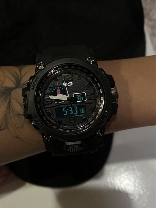 Годинник чоловічій водостійкий тактичний