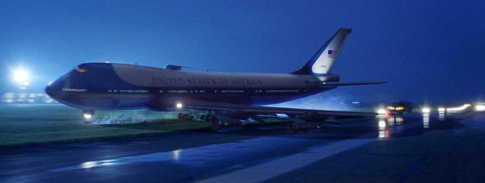 FORÇA AÉREA 1 (Wolfgang Petersen)Harrison Ford/Glenn Close/Gary Oldman