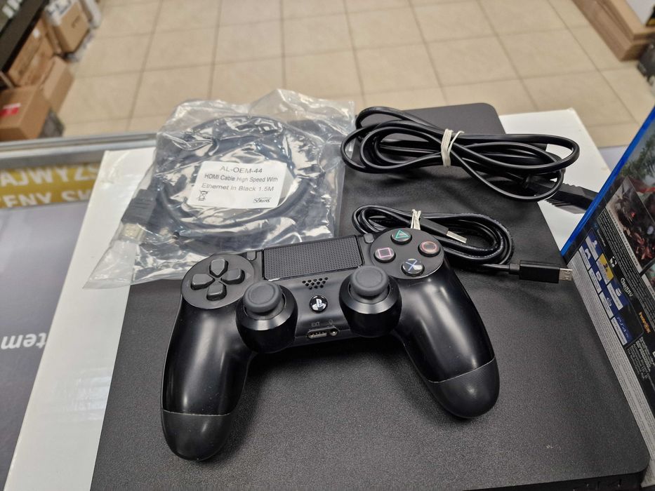 Playstation 4 Slim 1TB/ PS4 Slim/ + pad + 2 gry/ CUH-2116B/ + kable