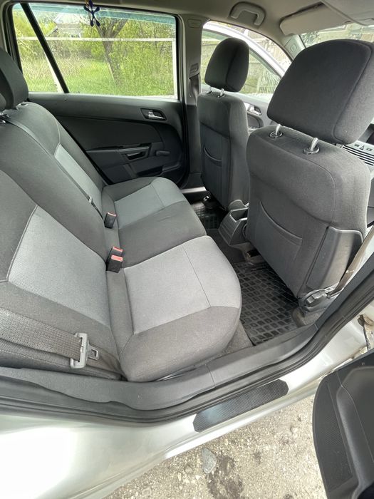 Продам автомобіль Opel Astra g