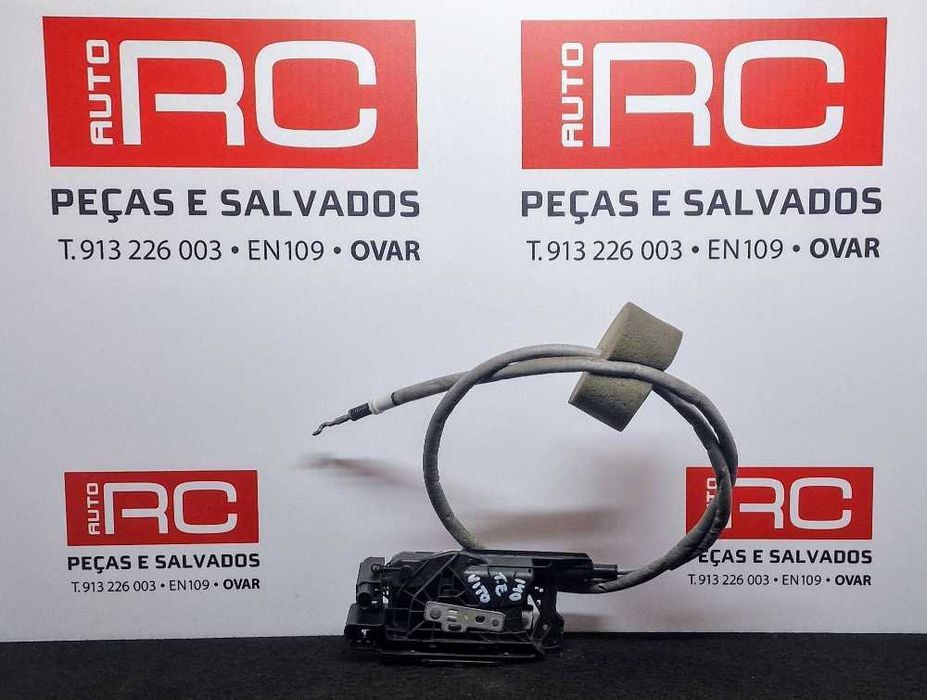 Fechadura / Fecho Porta Trás Esquerdo MERCEDES-BENZ VITO Autocarro (W638) ano 2000