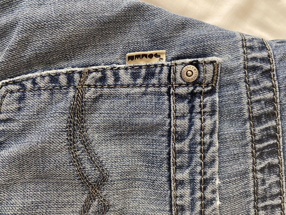 szerokie spodnie baggy jeansy niebieskie y2k affliction
