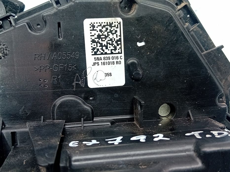 Fechadura / fecho porta trás direito VOLKSWAGEN Tiguan (AD1, AX1)