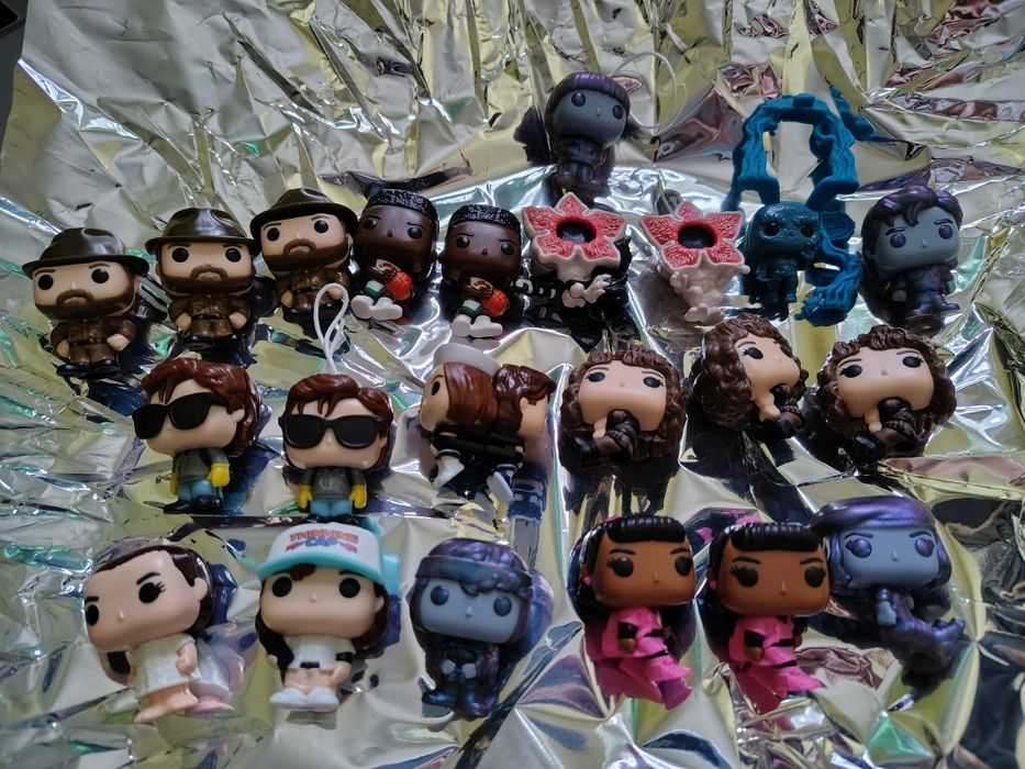 Kinder joy Stranger things