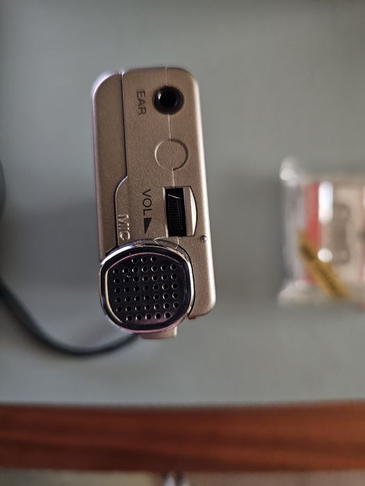 Gravador de cassettes de áudio Sony M-530V